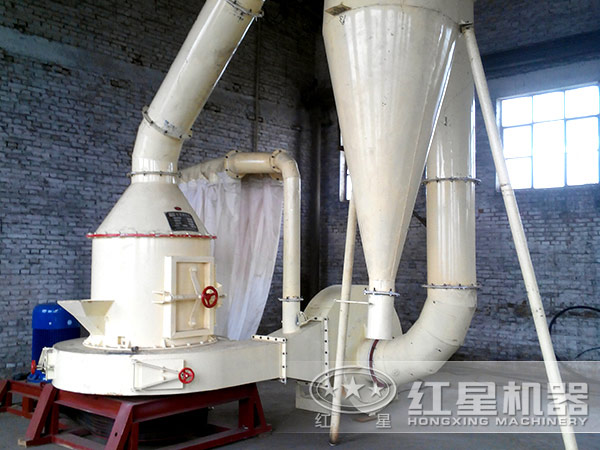 4r3220雷蒙機(jī)現(xiàn)場(chǎng)作業(yè)圖